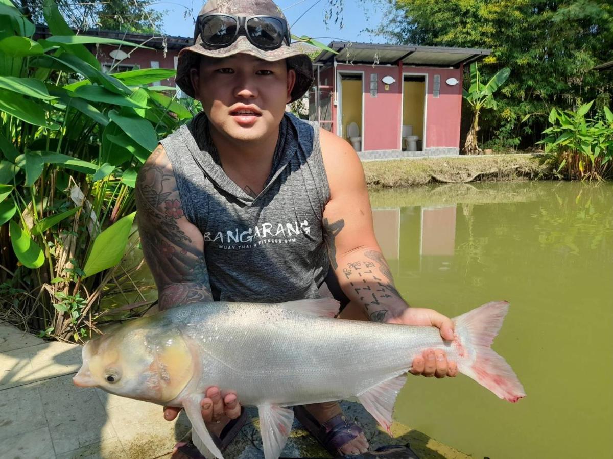 Llamados Fishing Lake Hotel San Kamphaeng Exterior photo